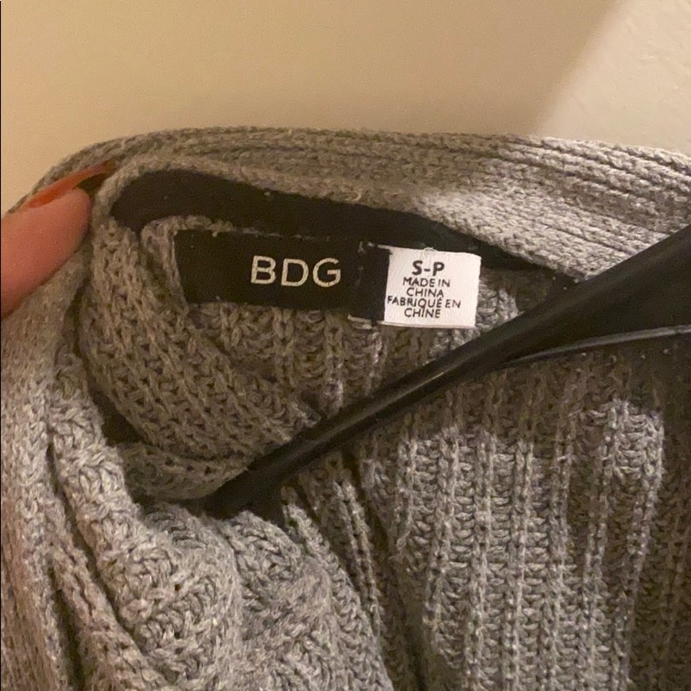 Cardigan - Picture 4 of 4